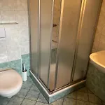 Ferienwohnung, Ruhige Lage, Standnah Ovs 114 ホームステイ Koserow