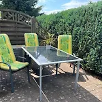 Ferienwohnung, Ruhige Lage, Standnah Ovs 114 *