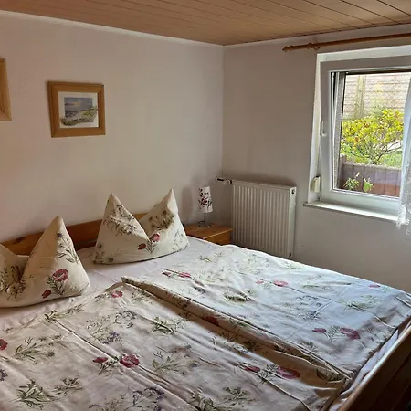 Ferienwohnung, Ruhige Lage, Standnah Ovs 114 Ubytování v soukromí