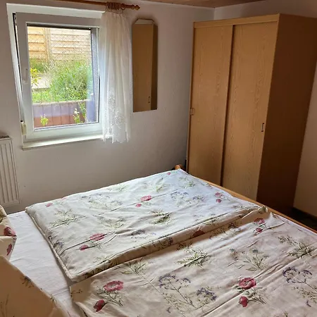 Ubytování v soukromí Ferienwohnung, Ruhige Lage, Standnah Ovs 114 *