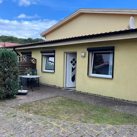 Ferienwohnung, Ruhige Lage, Standnah Ovs 114 * Koserow